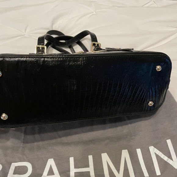 Brahmin mini Asher black and straw purse - Picture 5 of 8